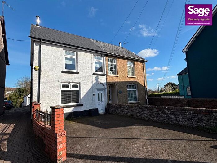 4 Bedroom Semi Detached House For Sale In Prospect Place, New Inn, NP4