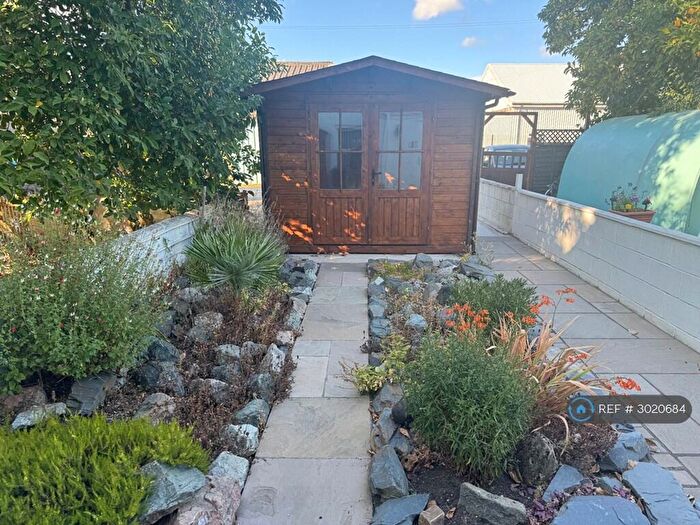 3 Bedroom Terraced House To Rent In Glassworks Cottages, Newport, NP20