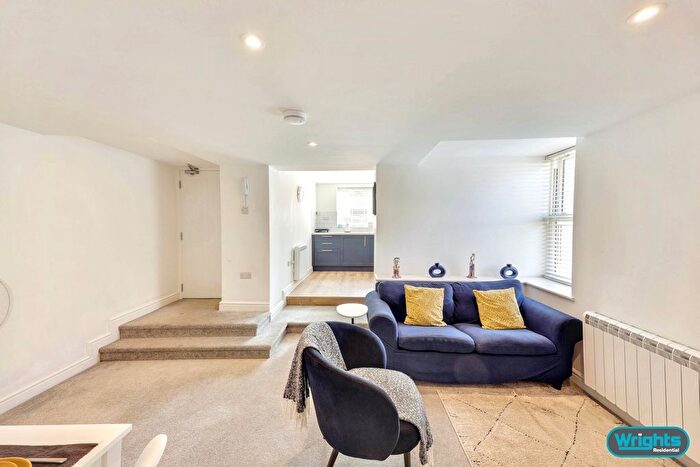 1 Bedroom Flat To Rent In Frome Road, Trowbridge, BA14