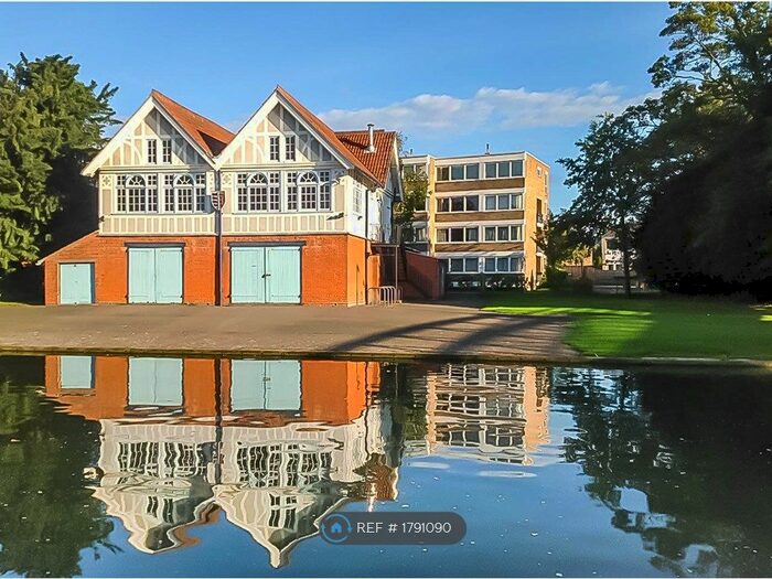 2 Bedroom Flat To Rent In Pentlands Court, Cambridge, CB4