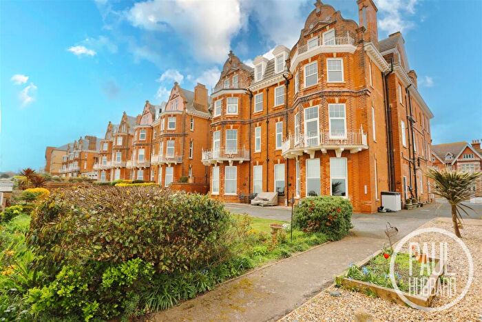 1 Bedroom Flat For Sale In Kirkley House, Kirkley Cliff Road, NR33