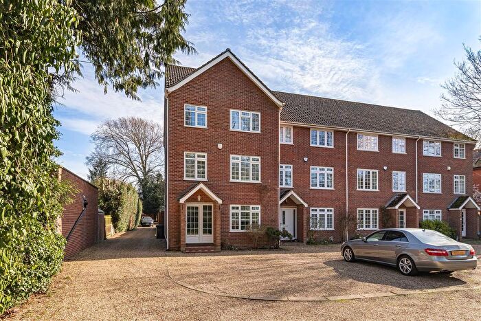 4 Bedroom Town House For Sale In Bury Road, Newmarket, CB8