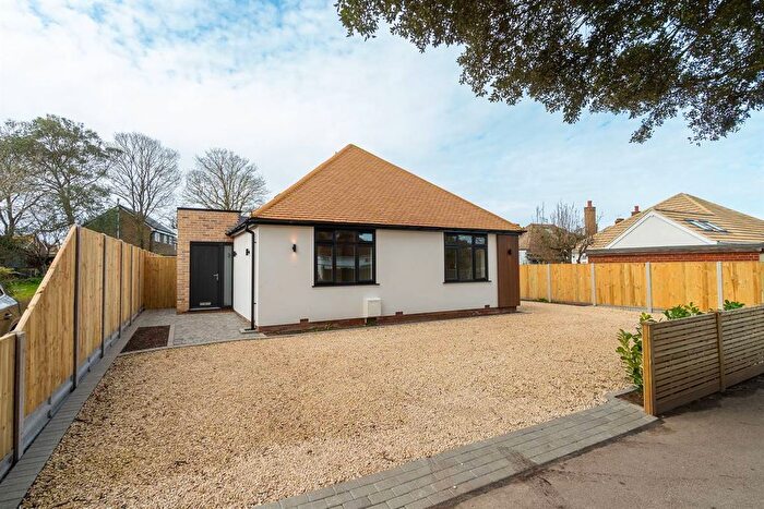 3 Bedroom Detached Bungalow For Sale In Alpha Road, Birchington, CT7