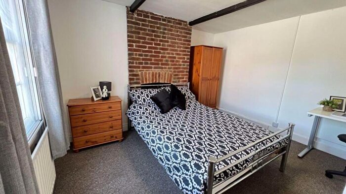 4 Bedroom Detached House To Rent In Broad Street, Canterbury, CT1