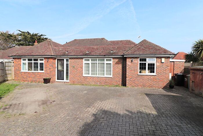 4 Bedroom Bungalow For Sale In Sark Gardens, Ferring, BN12