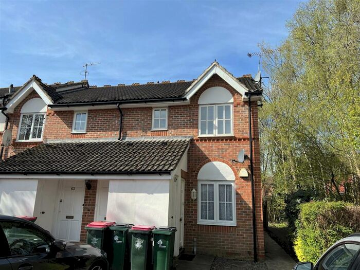 1 Bedroom Flat To Rent In Goddard Close, Maidenbower, RH10