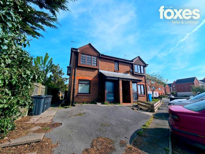 1 Bedroom Flat To Rent In Newfoundland Drive, Poole, BH15