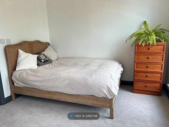 1 Bedroom Flat To Rent In St Marys Gate, Stockport, SK1