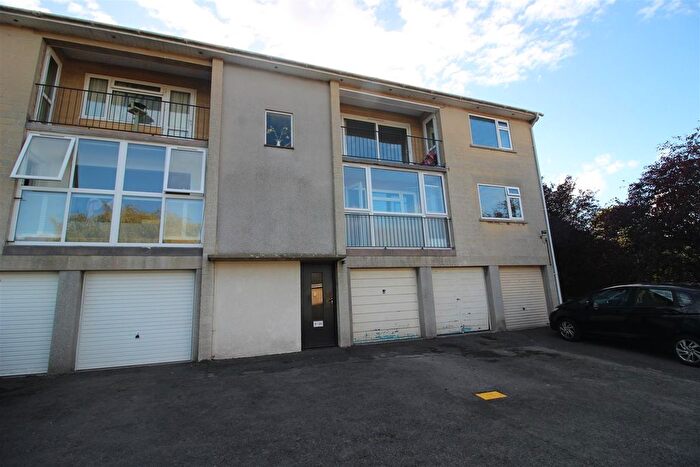 2 Bedroom Flat To Rent In Solsbury Way, Bath, BA1