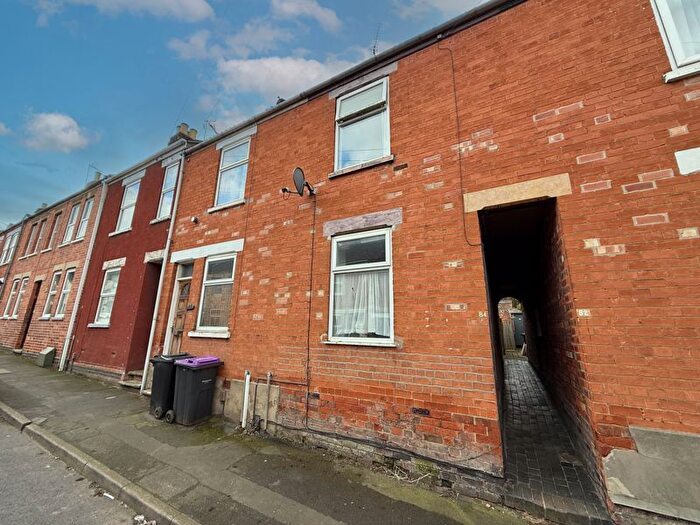 3 Bedroom Terraced House To Rent In Stamford Street, Grantham, NG31