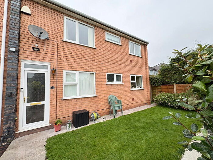 2 Bedroom Flat For Sale In Greenville Drive, Maghull, L31