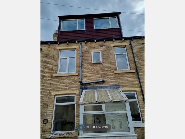 4 Bedroom Terraced House To Rent In Hillside Terrace, Bradford, BD3