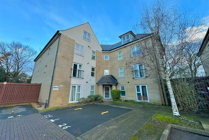 1 Bedroom Apartment To Rent In Lindoe Close, SO15