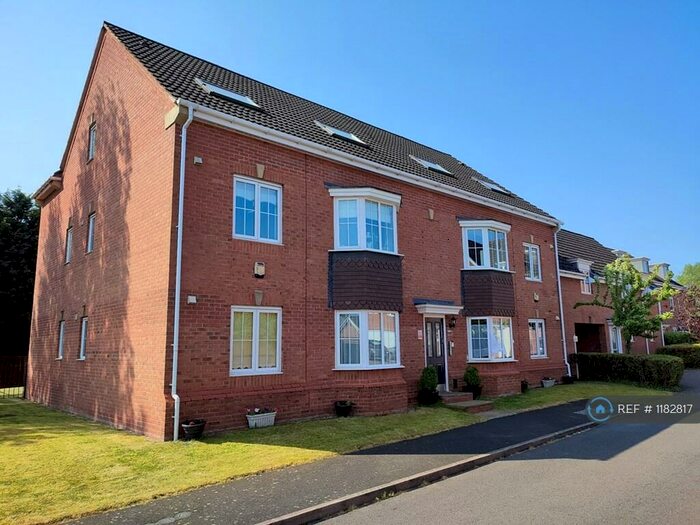 2 Bedroom Flat To Rent In Wythall, Birmingham, B47