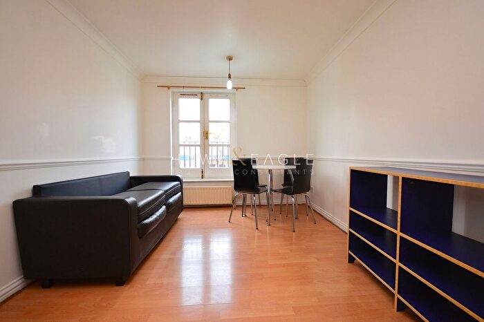 2 Bedroom Flat To Rent In Mile End Road, London, Greater London., E1