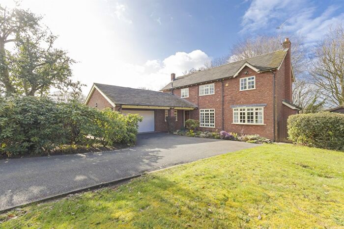 5 Bedroom Detached House For Sale In The Coppice, Cuddington, Northwich, CW8