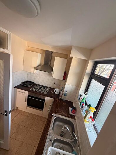2 Bedroom Flat To Rent In Northampton Street, Highbury And Islington, N1