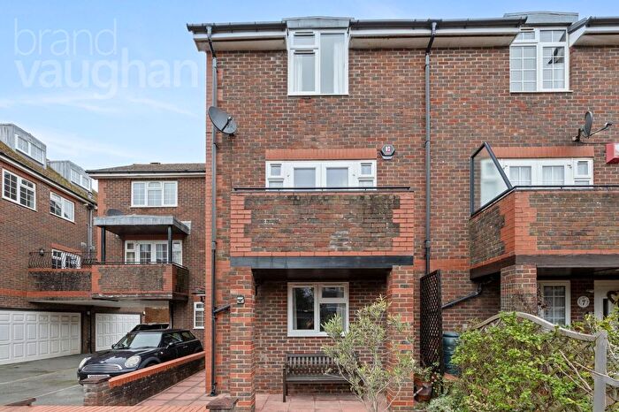 3 Bedroom End Of Terrace House For Sale In Crown Close, Palmeira Avenue, Hove, East Sussex, BN3