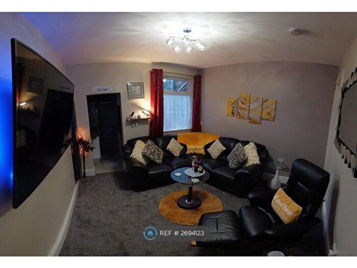 4 Bedroom Terraced House To Rent In Guildford Street, Stoke-On-Trent, ST4