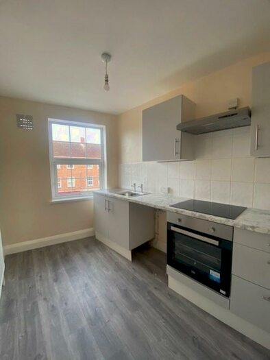 1 Bedroom Apartment To Rent In Cranley Parade, London, SE9