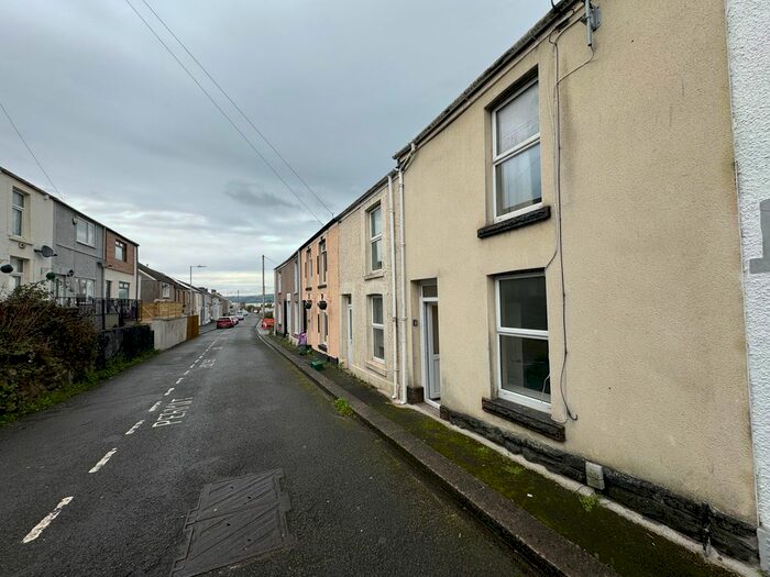 2 Bedroom Terraced House To Rent In Denard Street Plasmarl, Swansea, SA6