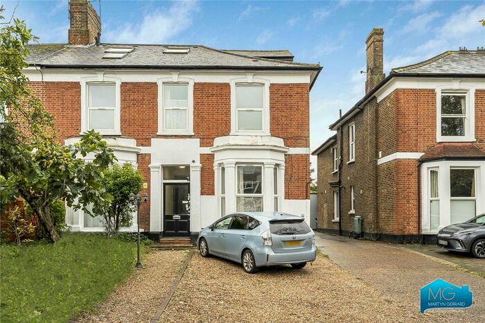 2 Bedroom Flat To Rent In Alexandra Grove, North Finchley, London, N12