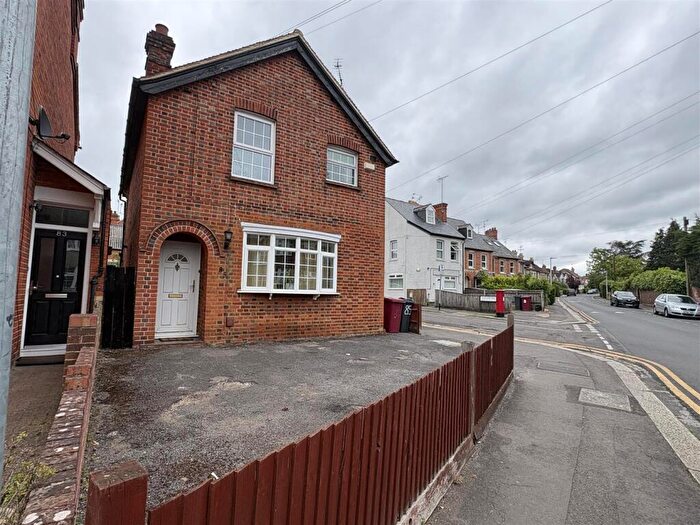 3 Bedroom Detached House To Rent In St Peters Road, Reading, Berkshire, RG6