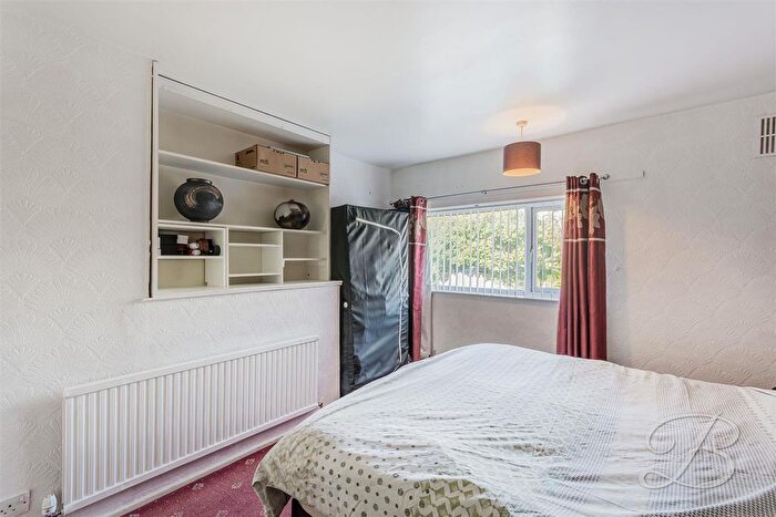 3 Bedroom Terraced House For Sale In Sherwood Street, Warsop, Mansfield, NG20