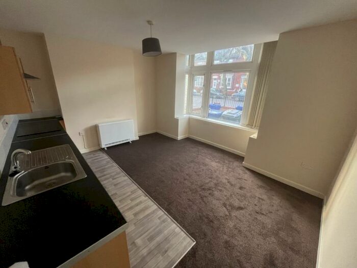 1 Bedroom Flat To Rent In Vaughan Avenue, Doncaster, DN1