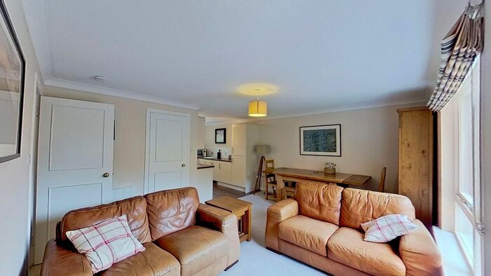 3 Bedroom Flat To Rent In Sunbury Place, Edinburgh, Midlothian, EH4