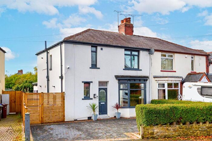 3 Bedroom Semi Detached House For Sale In Robert Road, Greenhilll, Sheffield, S8
