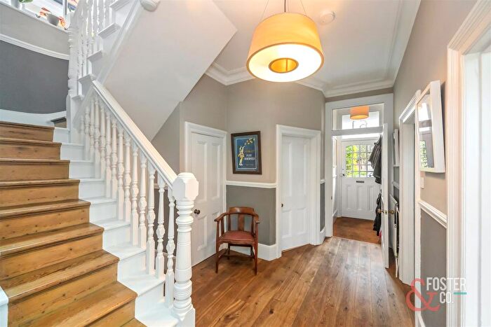5 Bedroom Detached House For Sale In Surrenden Road, Brighton, BN1