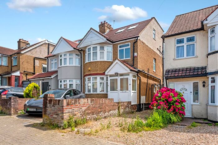 3 Bedroom Flat To Rent In Weald Lane, Harrow Weald, Harrow, HA3