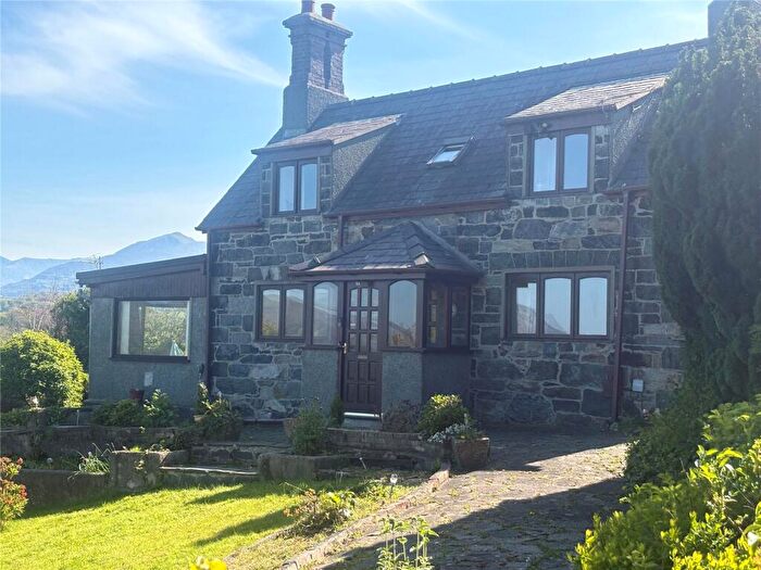 3 Bedroom Detached House For Sale In Llandygai, Bangor, Gwynedd, LL57