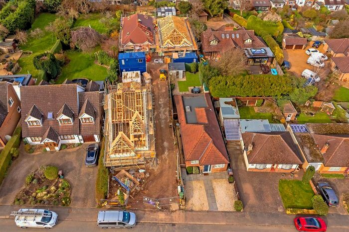 3 Bedroom Detached Bungalow To Rent In Highfield Road, Sandridge, St. Albans, AL4