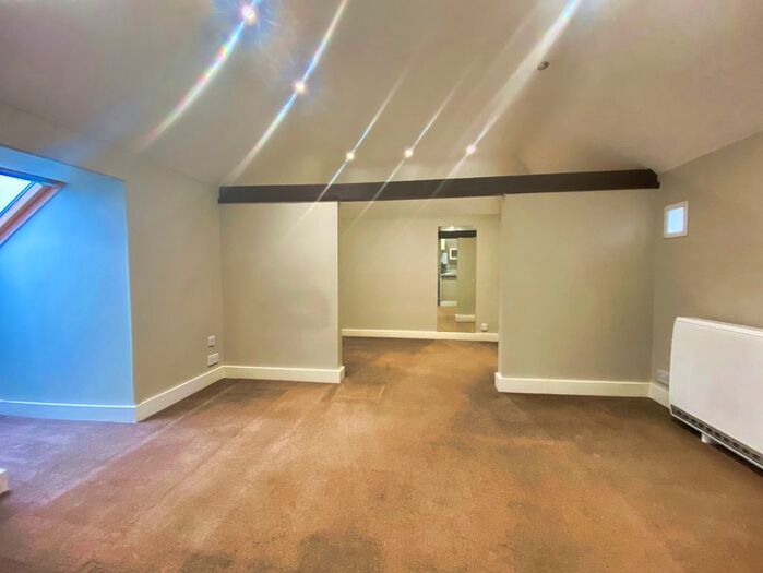 1 Bedroom Flat To Rent In Golden Cross, Hailsham, BN27