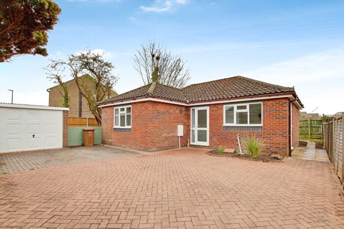 3 Bedroom Detached Bungalow For Sale In Pound Road, Chatteris, PE16