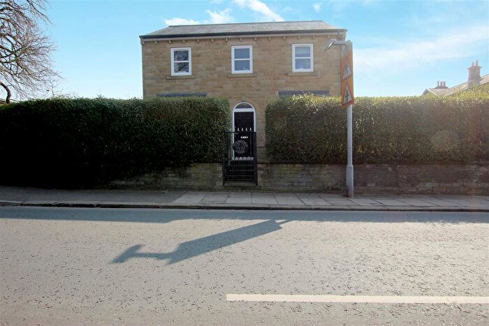 3 Bedroom Detached House To Rent In Springfield House Park Road, Bingley, BD16