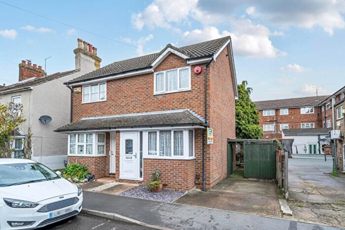 1 Bedroom Semi Detached House For Sale In Bramley Road, Snodland, ME6