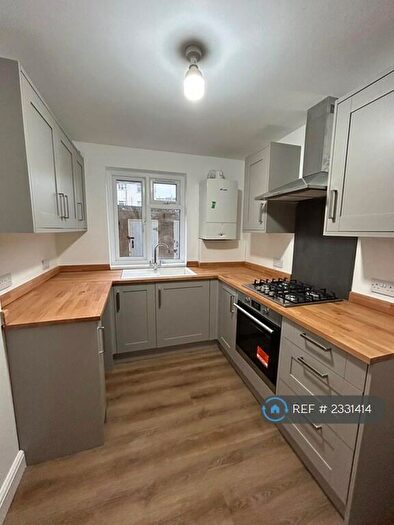 2 Bedroom Flat To Rent In De La Hay Avenue, Plymouth, PL3