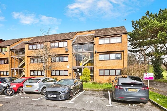 1 Bedroom Flat For Sale In Ivel Court, Yeovil, BA21