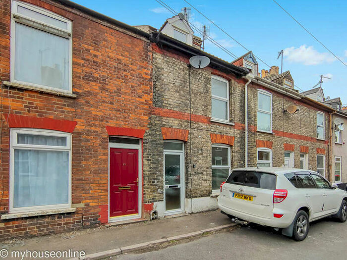 3 Bedroom Terraced House To Rent In George Street, Kings Lynn, PE30