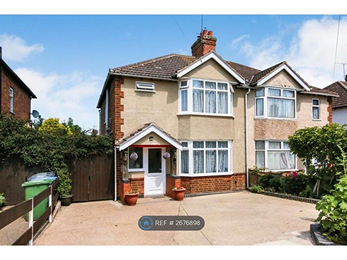 3 Bedroom Semi Detached House To Rent In Millfields Avenue, Rugby, CV21