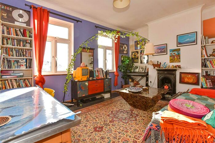 2 Bedroom Duplex For Sale In Barking Road, London, E13