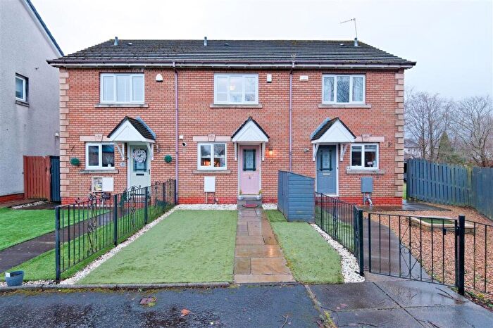 2 Bedroom Terraced House To Rent In Birdsfield Street, Hamilton, ML3