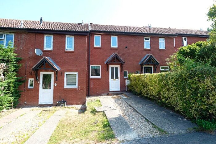 2 Bedroom Terraced House To Rent In Corinna Gardens, Dibden, Southampton, SO45