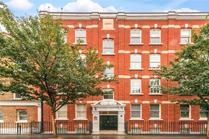 2 Bedroom Flat To Rent In Cosway Mansions, Shroton Street, NW1