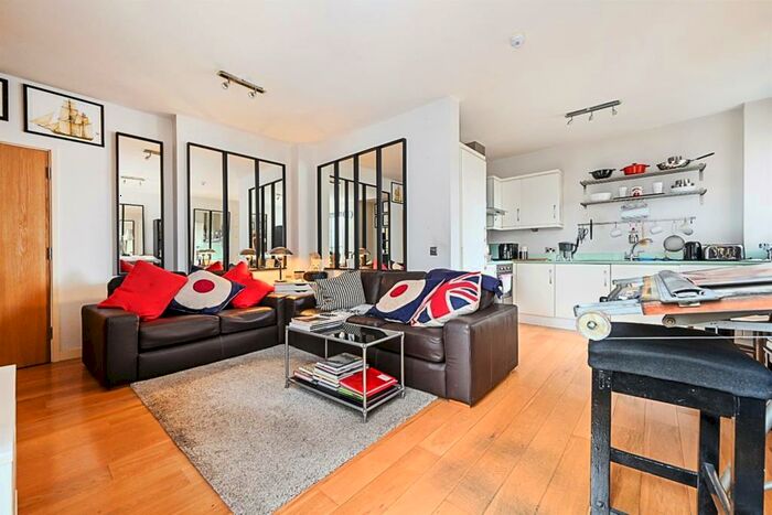 1 Bedroom Flat To Rent In Queens Road, Brighton, BN1