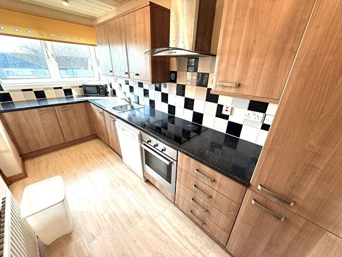 2 Bedroom Flat To Rent In Shapinsay Square, Sheddocksley, Aberdeen, AB15