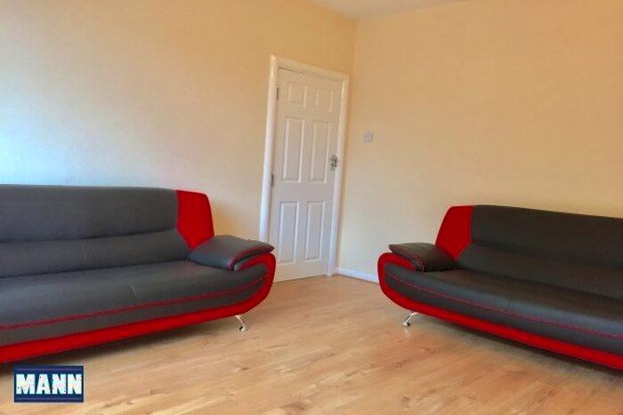 6 Bedroom Property To Rent In Restons Crescent, London, SE9